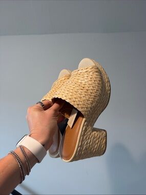 Universal Thread Woven Platform Mules - Natural Tan